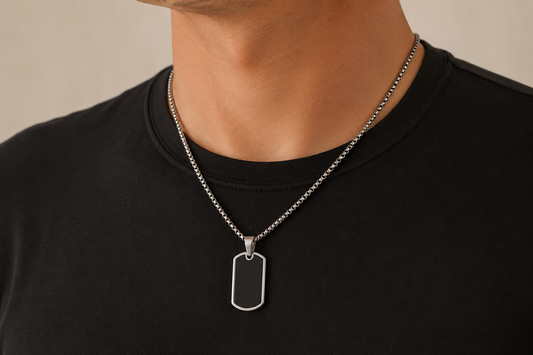 Collar tag negro para hombre